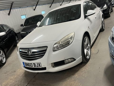 Vauxhall Insignia 2.0 CDTi SRi Euro 5 5dr 9