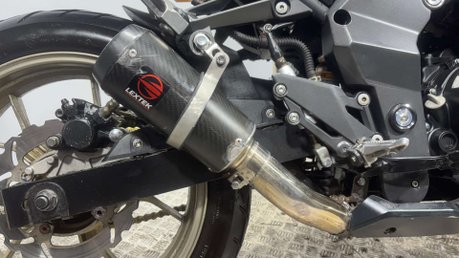 Lexmoto LXR 2021 10K MOT SERVICED FULL SIZE SPORTS BIKE 125CC RACE PIPE 40