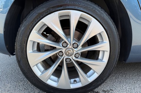 Vauxhall Astra TECH LINE CDTI - ULEZ COMPLIANT - £20 ROAD TAX - MOT FEBRUARY - PX TO CLEAR 44
