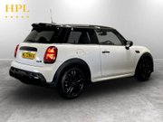 Mini Hatch 1.5 Cooper Sport Hatchback 3dr Petrol Steptronic Euro 6 (s/s) (136 ps) 7