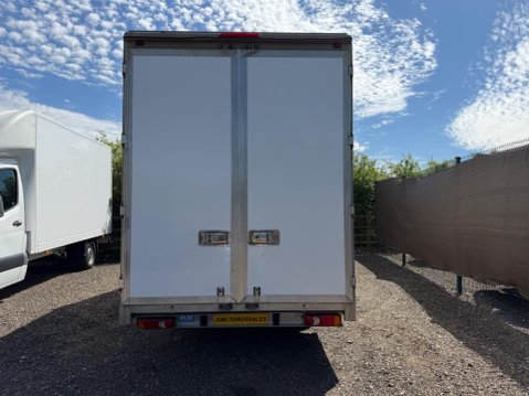 Peugeot Boxer 2.2 BlueHDi 335 Built for Business Low Floor Luton L3 Euro 6 (s/s) 4dr 7