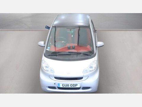 Smart Fortwo Coupe 0.8 CDI Passion Coupe 2dr Diesel SoftTouch Euro 5 (54 bhp) 7