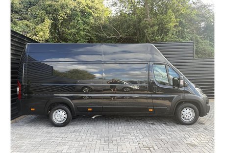 Citroen Relay 2.2 BlueHDi 35 Enterprise Panel Van 5dr Diesel Manual L4 Extra High Roof Eu