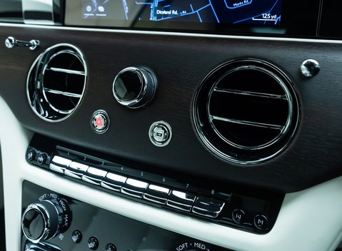 Rolls-Royce Spectre 25