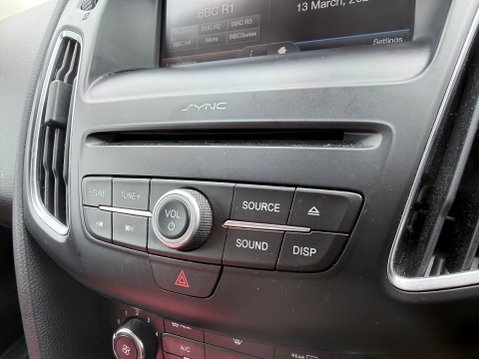 Ford Focus 1.0 ZETEC 15