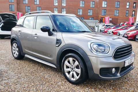Mini Countryman COOPER D ALL4 AUTOMATIC..SAT NAV,CHILLI,EXCITMENT,CRUISE,CONNECTED. 8