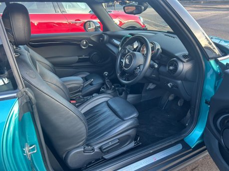 Mini Convertible 2.0 Cooper S Euro 6 (s/s) 2dr 21