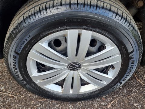 Volkswagen Caddy Maxi C20 TDI COMMERCE 13