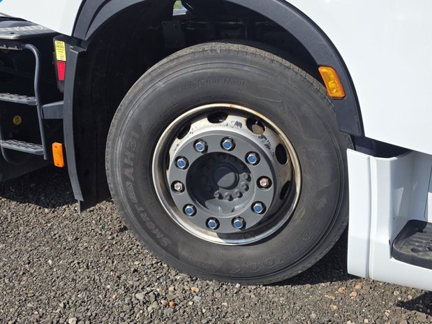 Iveco S-Way 4x2 CNG 24