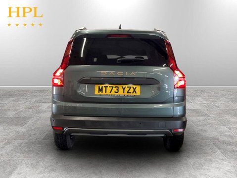 Dacia Jogger 1.0 TCe EXTREME MPV 5dr Petrol Manual Euro 6 (s/s) (110 ps) 6