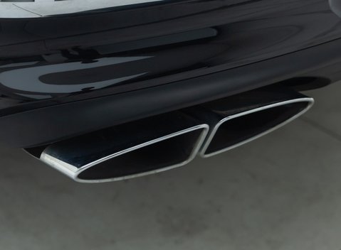 Bentley Bentayga V8 AZURE 39