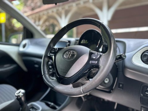 Toyota Aygo VVT-I X-PLAY 31
