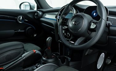 Mini Hatch John Cooper Works 11