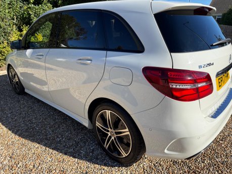 Mercedes-Benz B Class 2.1 B220d AMG Line (Premium Plus) 7G-DCT Euro 6 (s/s) 5dr 11