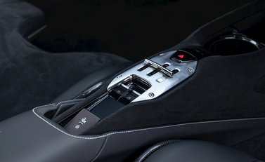 Ferrari SF90 Stradale 17