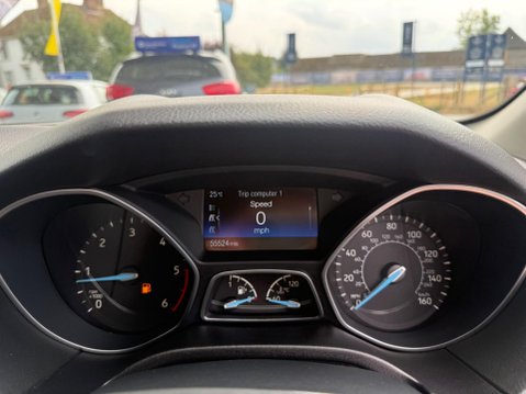 Ford Focus 1.5 TDCi Titanium Euro 6 (s/s) 5dr 26