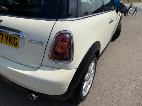 Mini Hatch 1.6 Cooper Steptronic Euro 4 3dr 36
