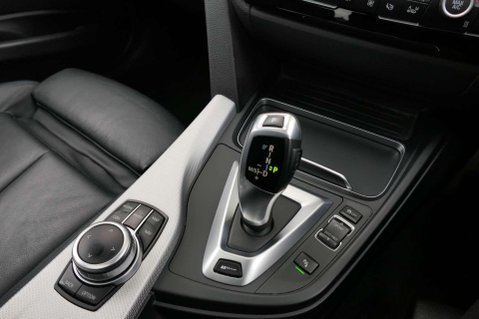 BMW 3 Series 330E M SPORT 22