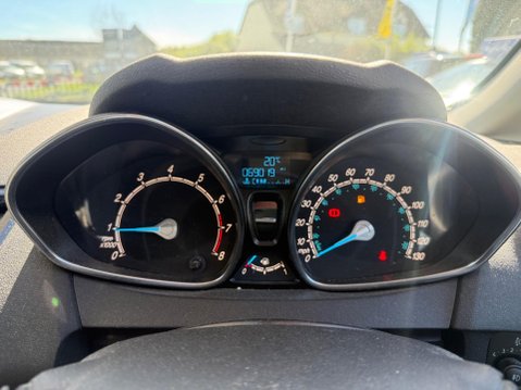 Ford Fiesta 1.25 Zetec Euro 5 3dr 9