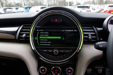 Mini Hatchback 1.5 Cooper II 5dr 26