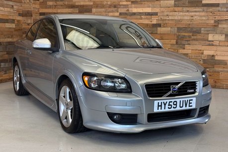 Volvo C30 2.0 R-Design Coupe 2dr Petrol Manual (177 g/km, 143 bhp) 1