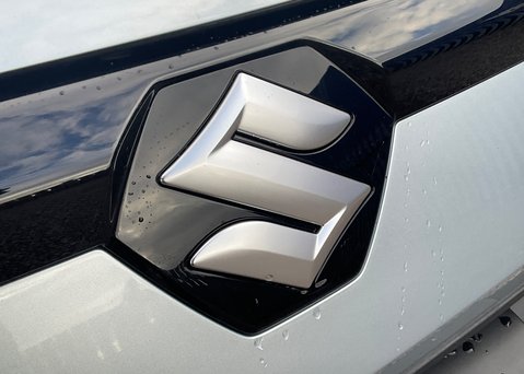 Suzuki eVitara 135kW ULTRA 61kWh 4