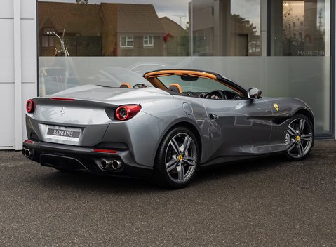 Ferrari Portofino 4