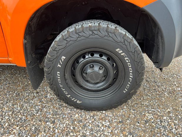 Isuzu D-Max Utility | 1.9 LT | Extended Cab | Tow Bar | AC | E 15