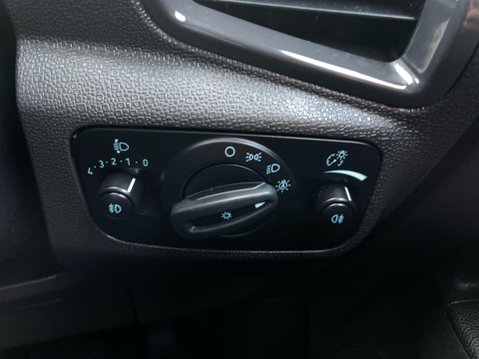 Ford Ecosport 1.5 Titanium Powershift 2WD Euro 5 5dr 39