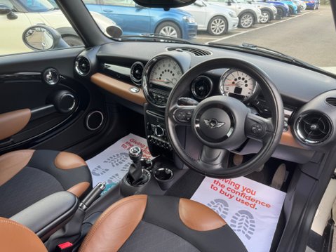 Mini Hatch COOPER 24