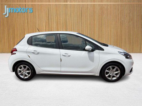 Peugeot 208 1.0 PureTech Active Hatchback 5dr Petrol Manual Euro 6 (68 ps) 7