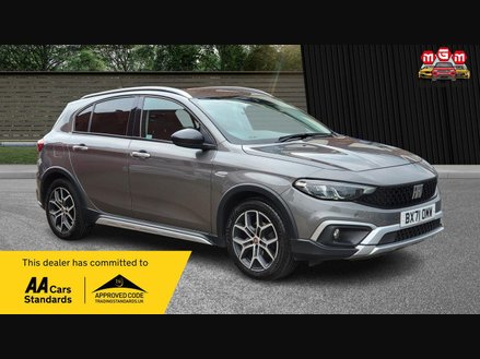 Fiat Tipo CROSS