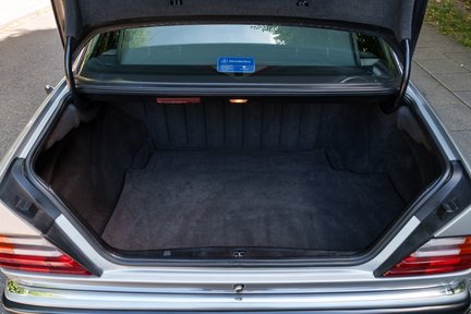 Mercedes-Benz E Class 500E 24