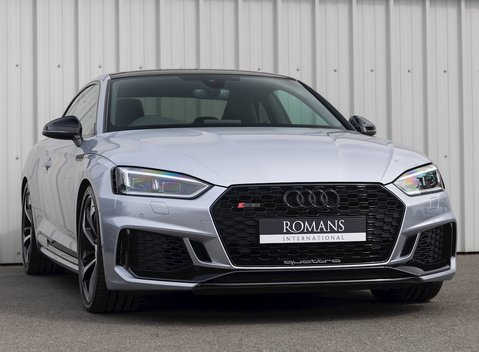 Audi RS5 Coupé Sport Edition 1