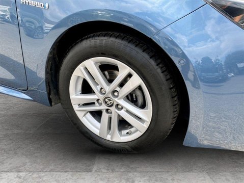 Toyota Corolla 1.8 VVT-h GPF Icon Tech Touring Sports 5dr Petrol Hybrid CVT Euro 6 (s/s) ( 10