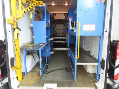 Ford Transit 2.0 350 EcoBlue FWD L2 H3 Euro 6 5dr 7