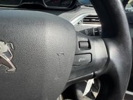 Peugeot 2008 ALLURE PREMIUM 13
