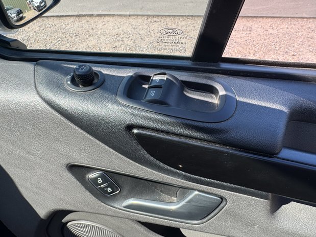 Ford Transit Custom Crew Cab AUTO LWB L2H1 Limited 170BHP 320 Air Con Alloys Euro 6 NO VAT 23