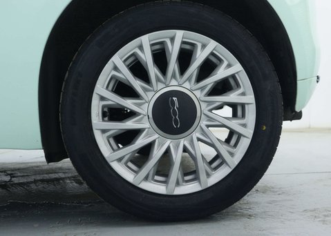 Fiat 500 0.9 TwinAir Lounge Hatchback 3dr Petrol Manual Euro 6 (s/s) (85 bhp) 17