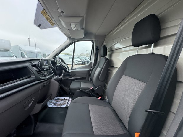Ford Transit Luton Low Loader LWB L3 Trend Low Floor 350 EURO 6 SELECT 14