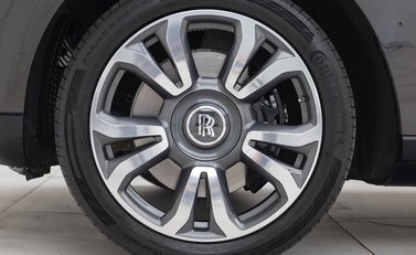 Rolls-Royce Cullinan 8