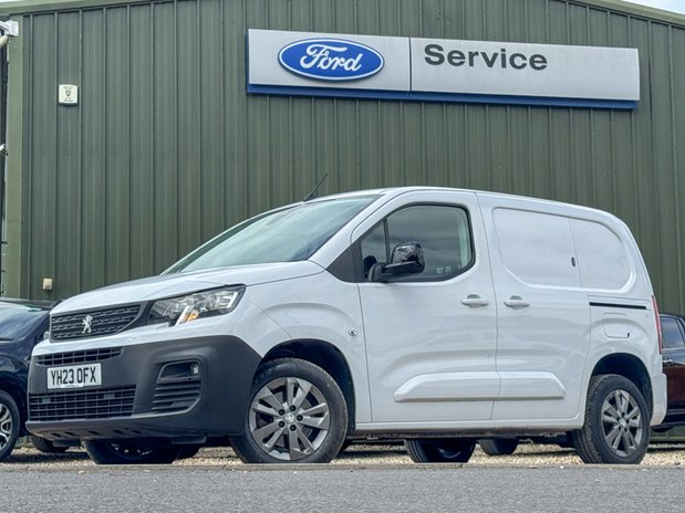 Peugeot Partner AUTO SWB L1H1 Low Roof Premium Plus Air Con Alloys Nav Sensors EURO 6 1