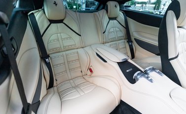 Ferrari GTC4 Lusso 15