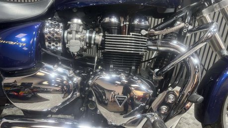 Triumph Bonneville 2011 ONLY 21K NEW MOT CRUISER 865CC 20