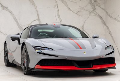 Ferrari SF90 Stradale Stradale Tailor Made Ispirazioni