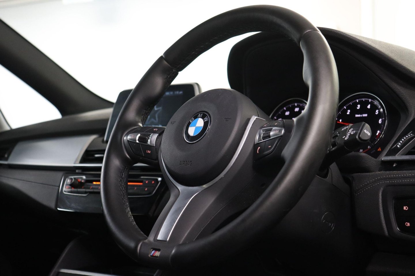 2019 BMW 2 Series — image 10