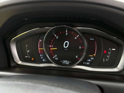 Volvo XC60 2.4 XC60 SE Luxury Nav D5 AWD Auto 4WD 5dr 42