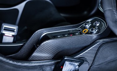 McLaren 620R 28