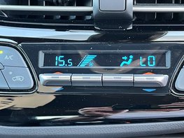 Toyota C-HR 1.8 C-HR Icon HEV CVT 5dr 44