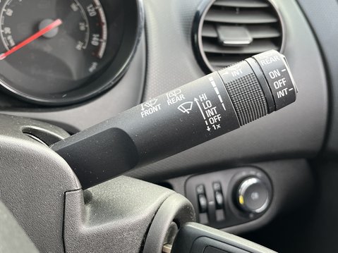 Vauxhall Meriva 1.4i 16V Exclusiv 5dr 25